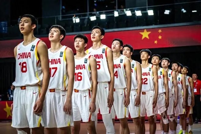 太可惜，中国男篮无缘逆转，赛后评分，张懿赵杰最佳，一首发0分