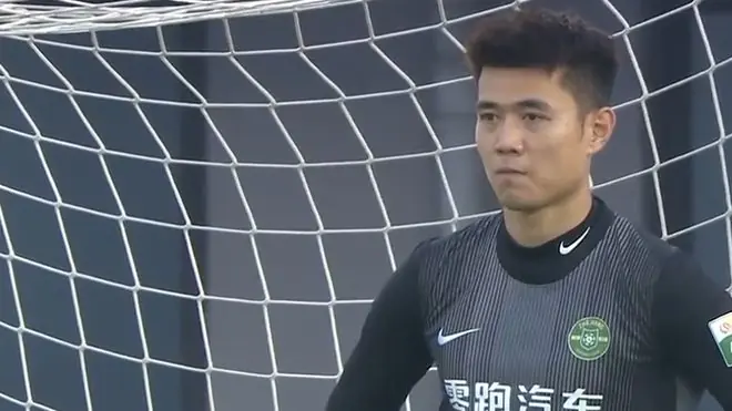 从1-0到1-3!浙江队连丢3球,惨遭逆转,罗斯气炸了:怒摔东西