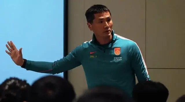 邵佳一赛前喊话：是国家队的球员就必须要有雄心，永远不满足