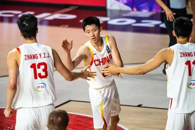 男篮U17挖天赋球员！面对加拿大轰20分，攻守兼备还能稳定组织！