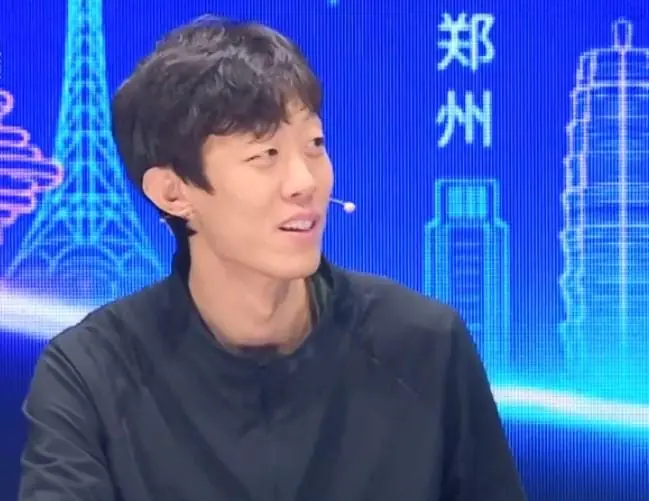 哈兰德能否转行跳高？张国伟：哈兰德要练跳高就可惜了
