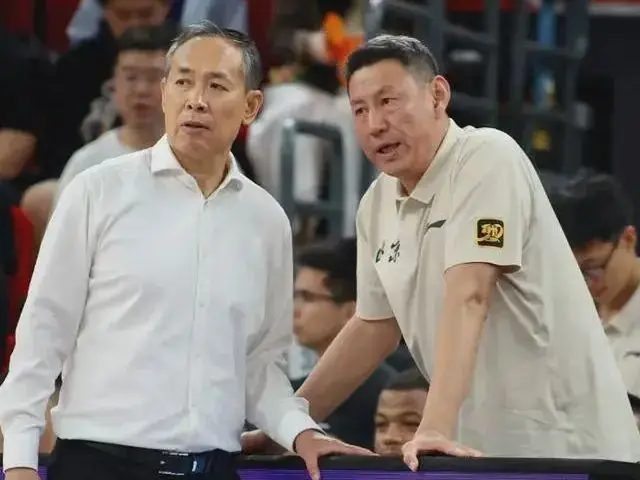 近6年换7个主教练！李楠能在北京男篮主帅位置上呆多久？