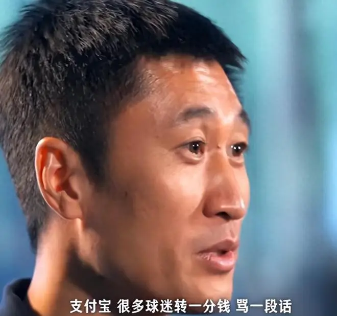 世界杯首秀仅5天，外媒对马宁的称呼变了，四字之差释放强烈信号