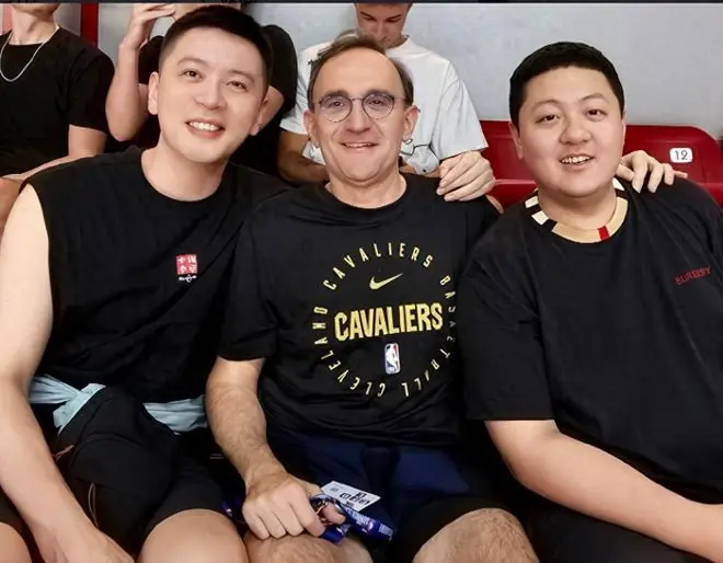 CBA名宿杨鸣点评世界杯，与马宁是校友，因为辽篮而支持荷兰队