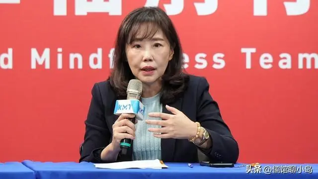 尹乃菁离职后撕破脸 狠批郑丽文“不授权” 拒绝承认还是姐妹！