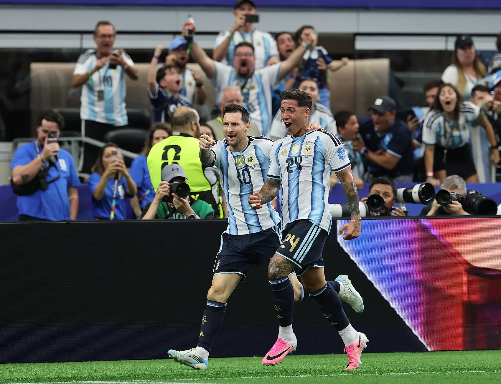 举国狂热！FIFA：阿根廷2-0奥地利的比赛收视率在阿根廷达到91.5%
