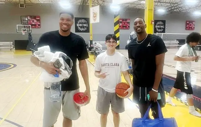 字母哥阿德巴约开始合练！一同观战WNBA 热火夺冠前景不被看好？
