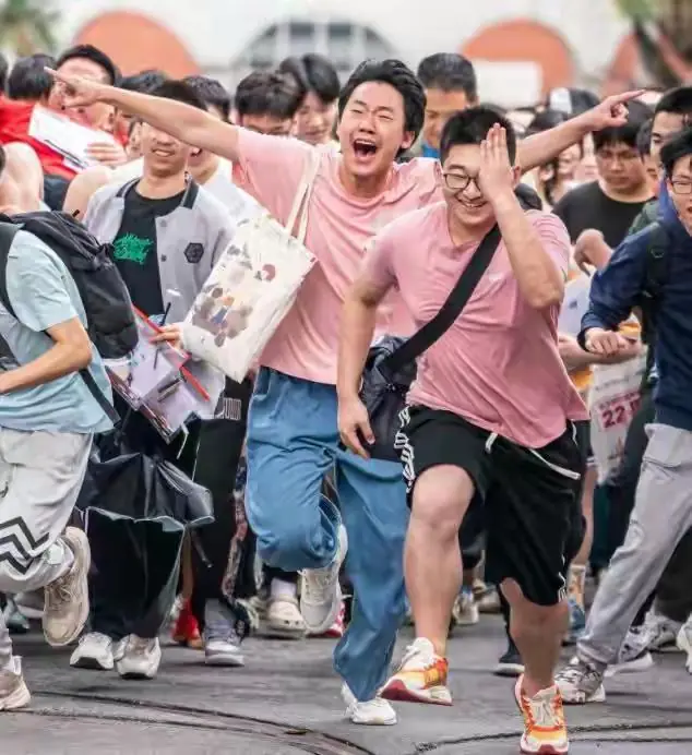 700分以上人数对比，湖北31人，河南48人，浙江“断层式”领先！