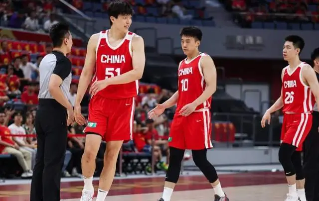 不是王俊杰，不是杨瀚森！男篮获胜头号功臣是他，砍21+7堪比外援