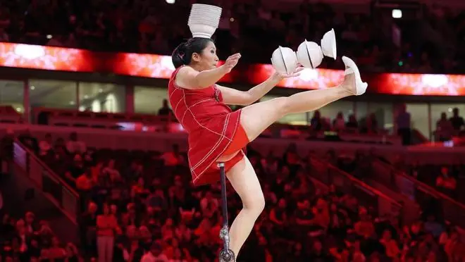 NBA顶碗大妈演出费曝光！每场6765美元 主办方提供至少四星酒店