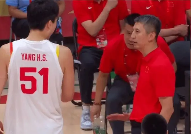 7分8板对不起NBA首轮身份！杨瀚森想打出统治力，需要一人回归