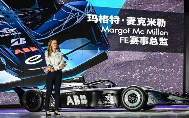 当“FE遇见黄浦”，从新款赛车路演提前感受上海站