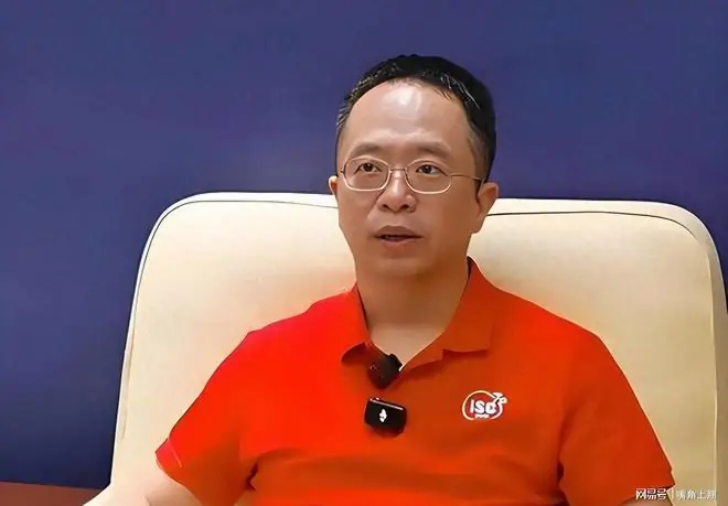 周鸿祎套现离场，利润腰斩至8.8亿，留下5.8万投诉