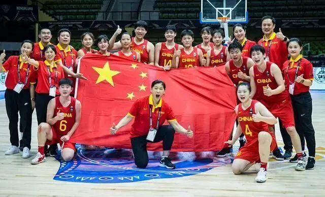 连胜六场净胜166分！中国U18女篮豪取热身赛全胜