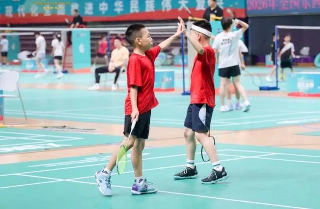 参赛、非遗双重体验，东西南北中羽毛球青少年赛落地北京