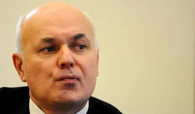 甩锅中国？英国政客放话用了“中国制造”，英国将失去国家安全