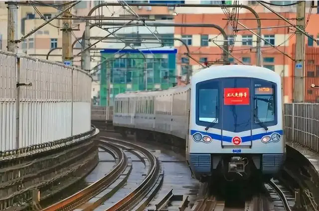 严禁借钱修地铁?大批城市被亮红灯,这轮大清算才刚刚开始