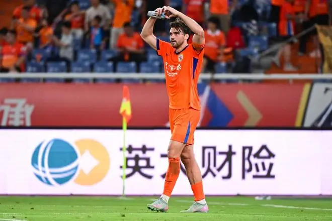 泽卡双响！山东泰山4-3云南玉昆：产生4大不可思议+2个不争事实