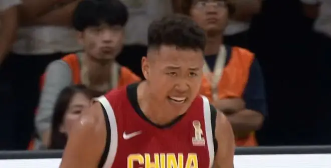 中国男篮73-92日本！球员评分：2人满分，3人良好，3人不合格
