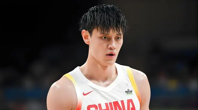 男篮阵容大洗牌！7人淘汰，3大核心稳坐首发，天才锋线遗憾告别