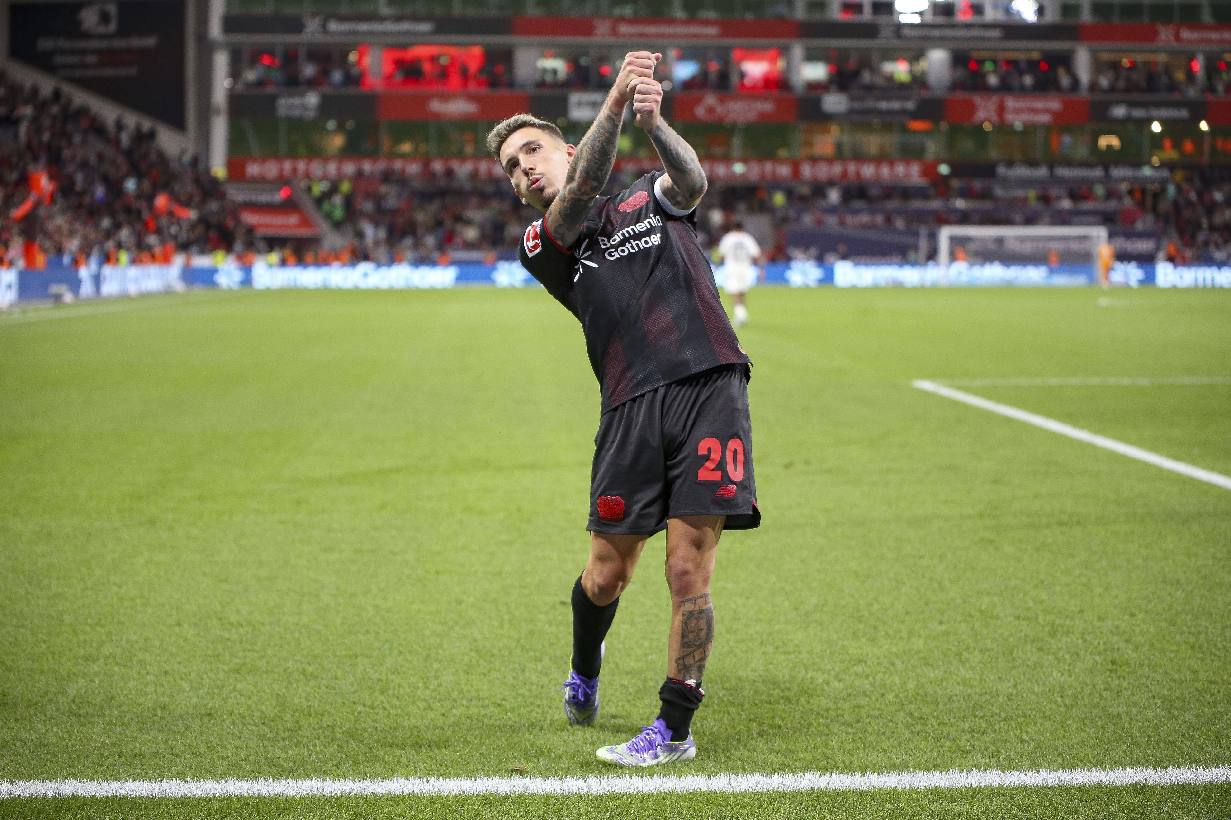 踢出前锋数据!格里马尔多上赛季参与26球,和药厂中锋希克持平