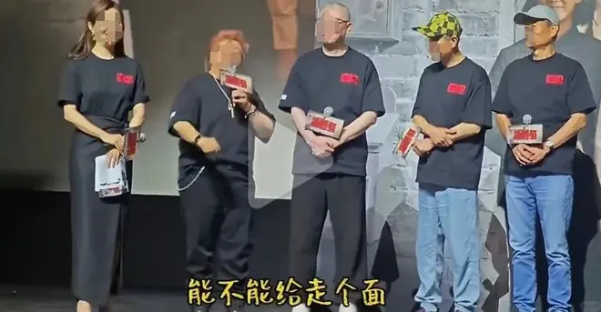 韩红基金会塌方，数千月捐者退订，为什么一句话，会引巨大风波？