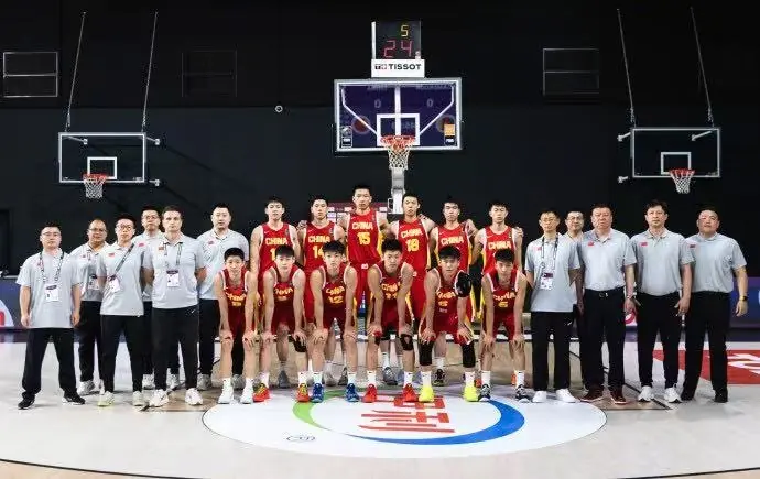 媒体人：U17法国队不是铁板一块 需要自己把握机会拼过这关
