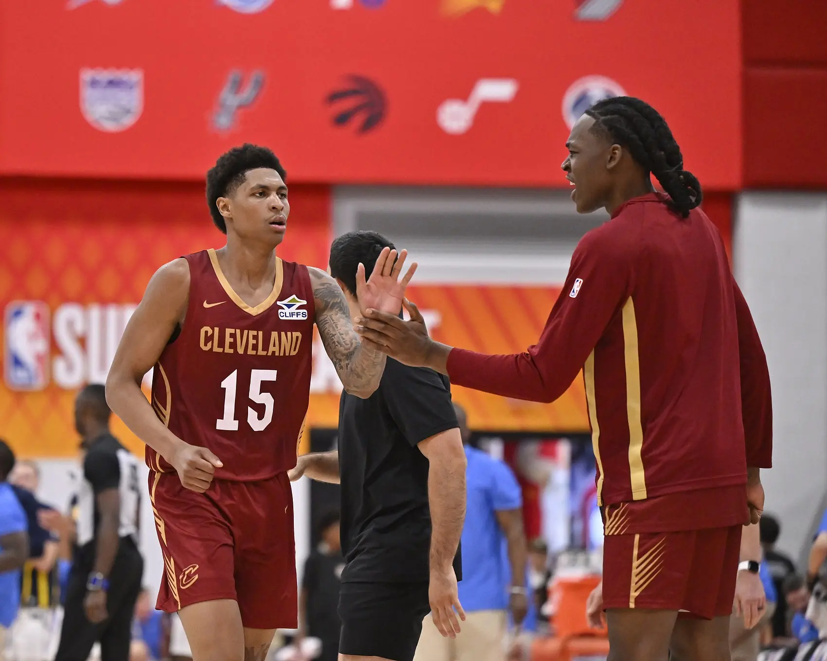 今年34号秀 米利克·托马斯15投7中&三分5中2得到20分5板3助