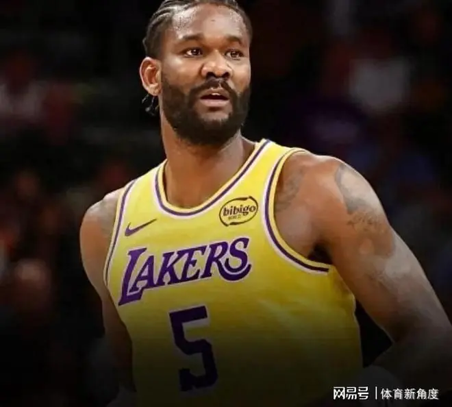 2大交易，湖人火箭各怀鬼胎，奇才渔翁得利
