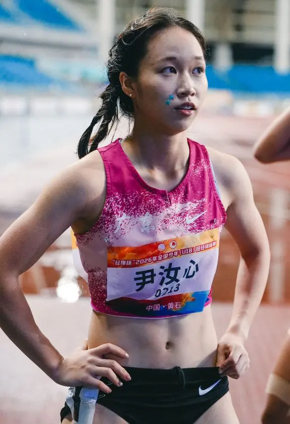 深圳少年“飞”起来！全国U18女子100米冠军是她