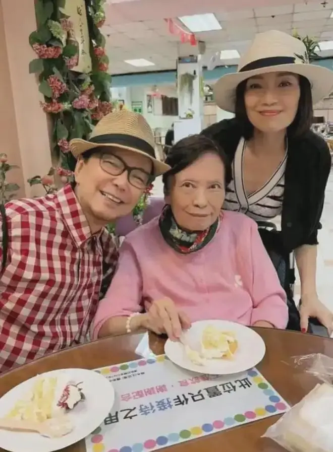 知名女演员立遗嘱：财产全部捐赠