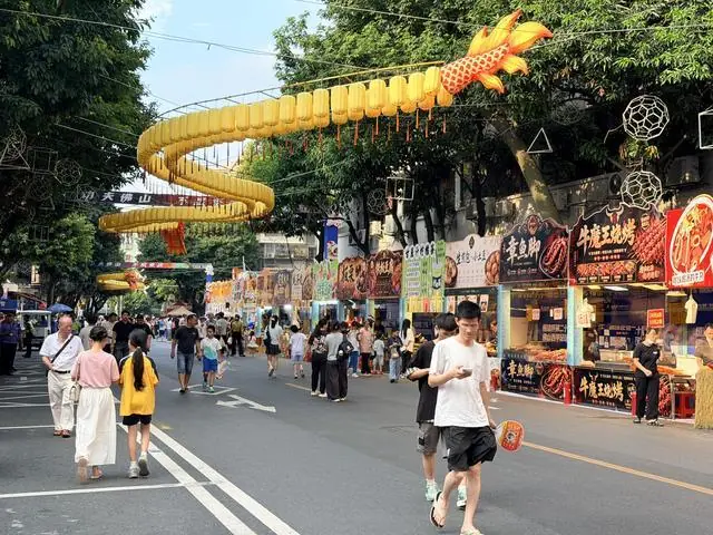 “湾区世界杯”掀热潮！第二十届佛山“西甲”盛大启幕，48支劲旅鏖战三水