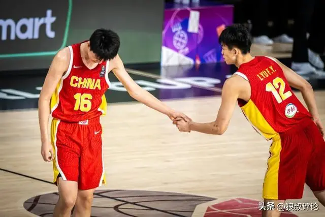 中国U17男篮不敌法国无缘八强引热议！26分落败输最多一战