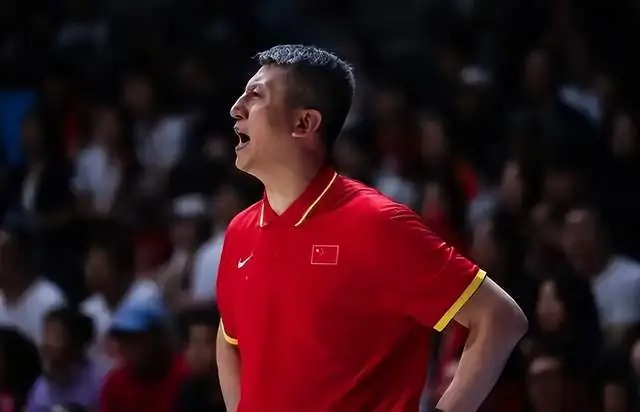 曾凡博入选杨瀚森在列，周琦赵睿继续无缘中国男篮，郭士强想干啥