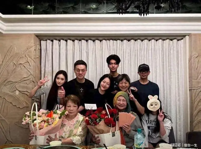 难怪要争大S的遗产，徐家9口只有小S在赚钱，两个女婿零收入