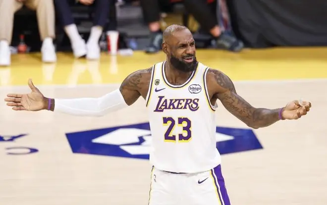 NBA 大变天！詹姆斯狂降 4900 万拿底薪，场均 8 分悍将凭啥捡 64