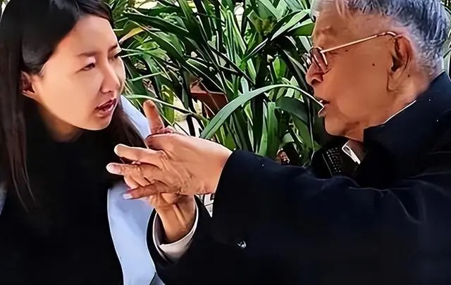 褚时健女儿褚映群自杀于洛阳的真实详情