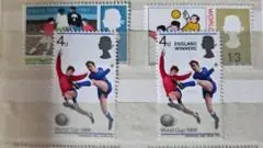 从1966吉祥物到梅西杯，球迷晒跨世纪世界杯纪念品