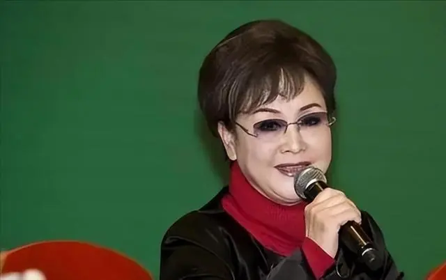 李谷一不再藏着，曝光宋祖英走上高位的真相，观众：原来如此！