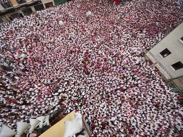 苏醒说世界从此清静了引爆C罗球迷——一句话,打了8000万人的脸