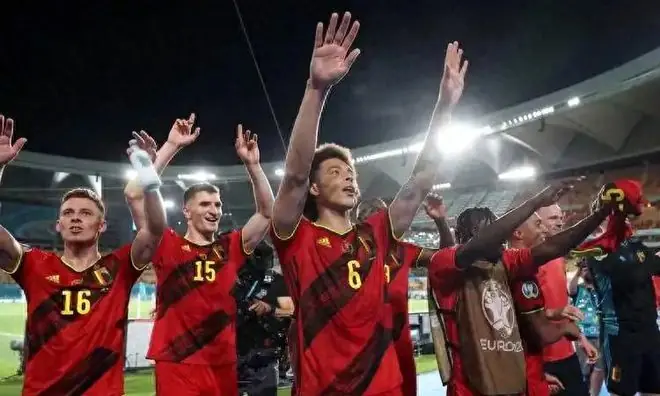全员暴走逼平西班牙！门将致命失误，让比利时黄金一代含泪落幕！