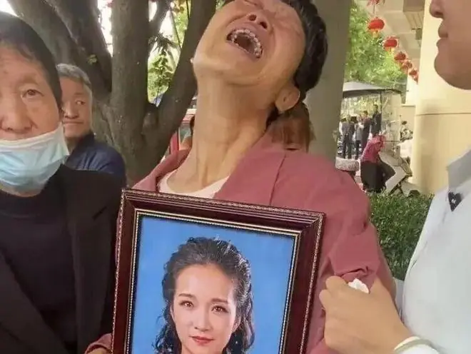 她预言了自己的死亡！！
