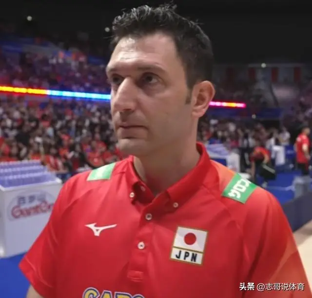 她们太强了，日本女排0-2到3-2超级大逆转，晋级总决赛，波兰出局