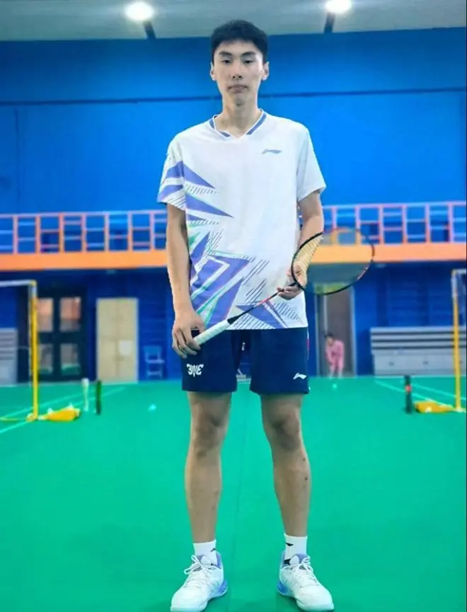 沈阳羽毛球天才肖明铎去世！仅17岁，才上高二，离世原因现在多发