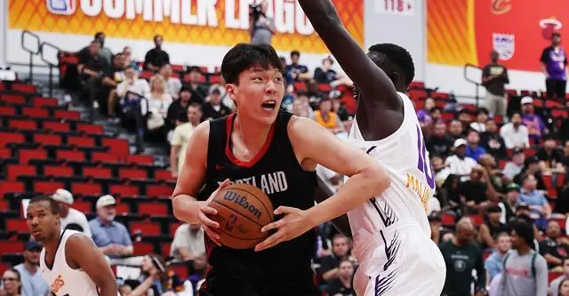 马鲁阿奇：与杨瀚森对位能激发彼此的竞争心态 他进步幅度很大