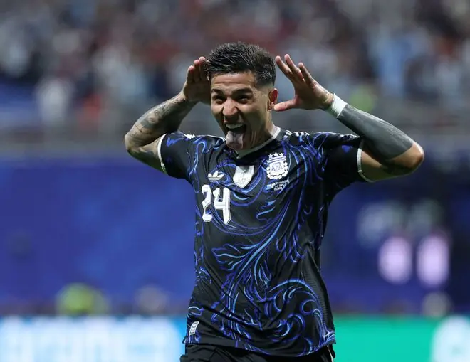 世界杯：等待24年的复仇！恩佐世界波劳塔罗绝杀 阿根廷2-1英格兰