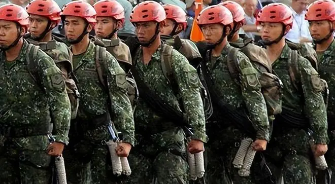 大局已定!岛内上千官兵公开求统一,郑丽文手握两岸对话主动权