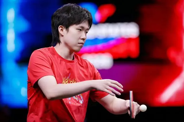 王楚钦兼项输球后，邓亚萍发言翻红！我们那个时候主力兼项是责任
