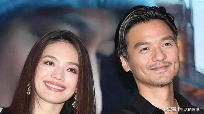 49岁舒淇终于松口，自曝遍体鳞伤原因，冯德伦欠她一生