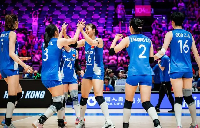 中国女排1-3多米尼加！首局被逆转，三四局连丢关键分！
